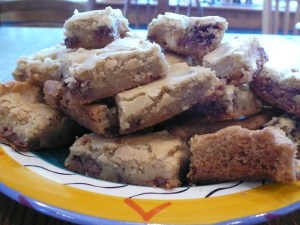 delectable blondies yummm