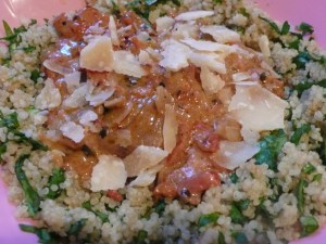 Tomato + Garlic Spinach + Quinoa